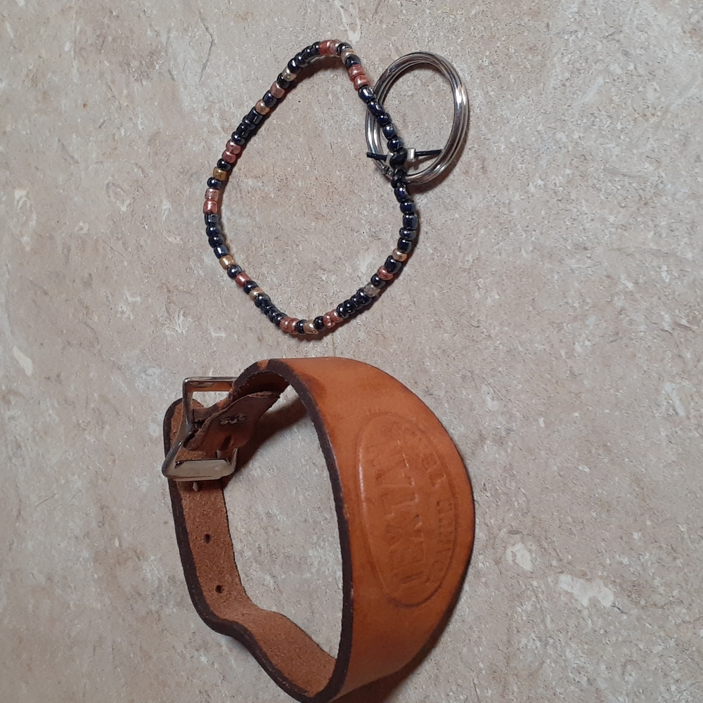 Textan Bracelet and Handcrafted Keychain Set